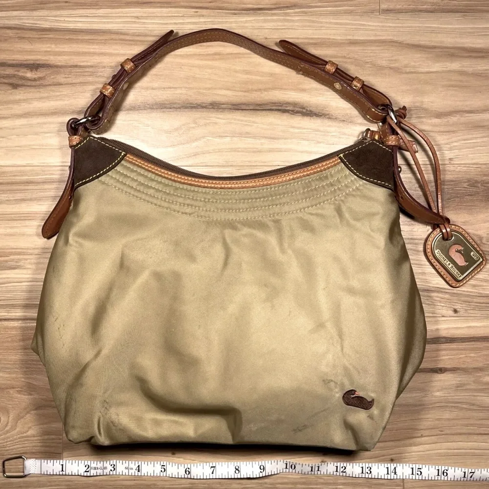 🦆 DOONEY & BOURKE KHAKI NYLON ERICA DUCK EMBROIDERED LEATHER SHOULDER BAG